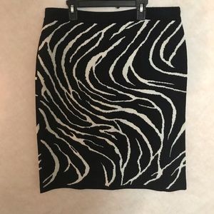 M Collection Black and White Skirt
